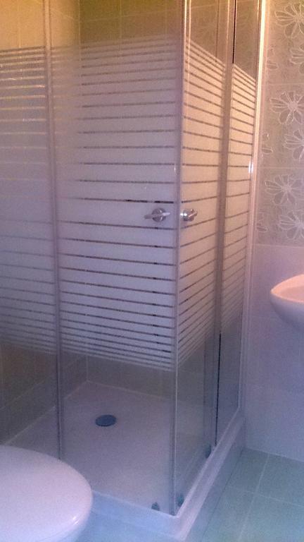 Pelikan Vendeghaz Hotel Szolnok Buitenkant foto