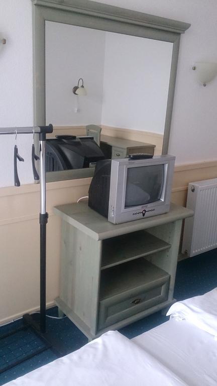 Pelikan Vendeghaz Hotel Szolnok Kamer foto